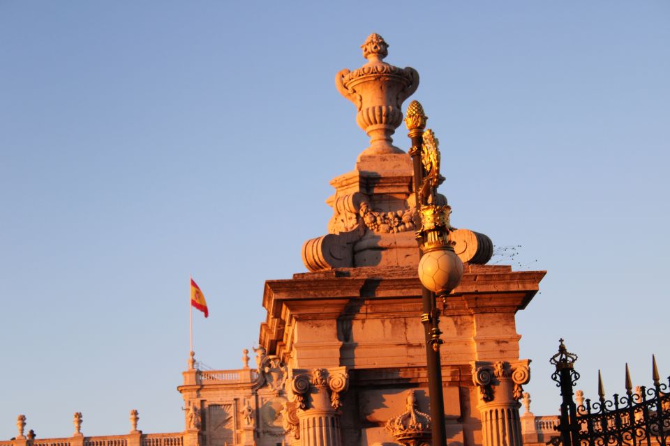 Madrid: Royal Palace Private Tour with Entry Ticket - Quick hits