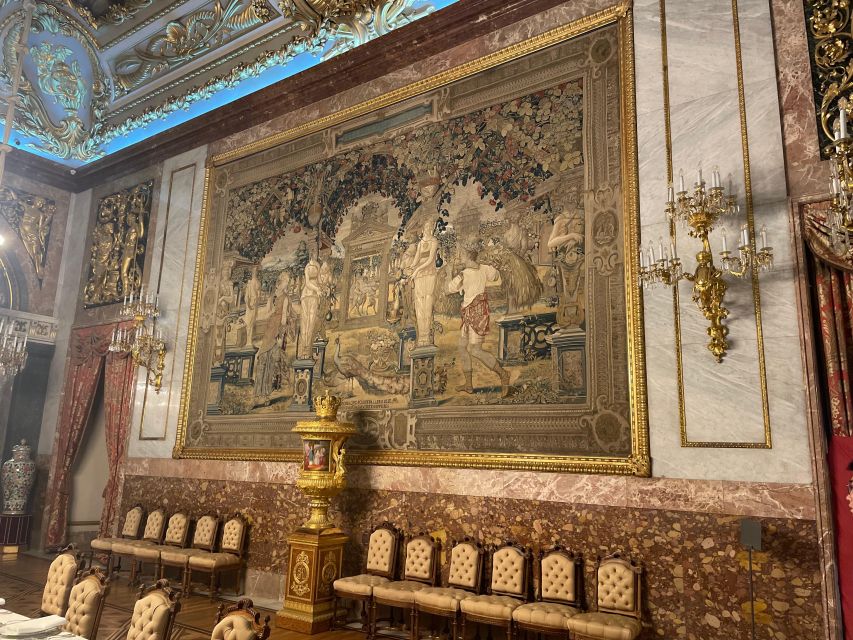 Madrid: Royal Palace tour - semi private or private - Who this tour fits best in Madrid