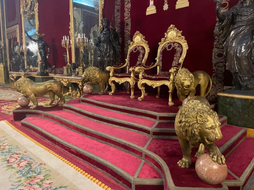 Madrid: Royal Palace tour - semi private or private - A few practical tips so you enjoy every room