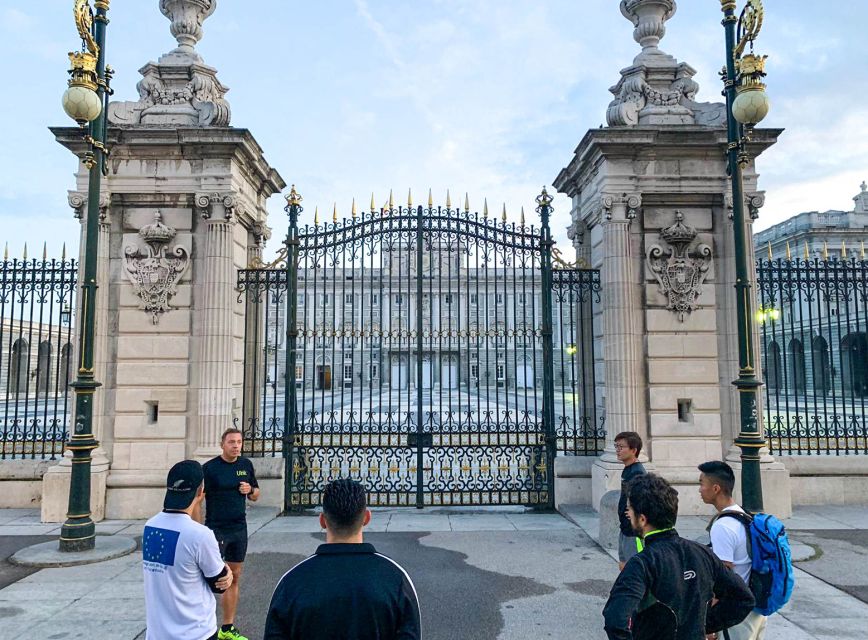 Madrid: Running Sightseeing Tour - Getting oriented: how you learn Madrid’s layout while moving