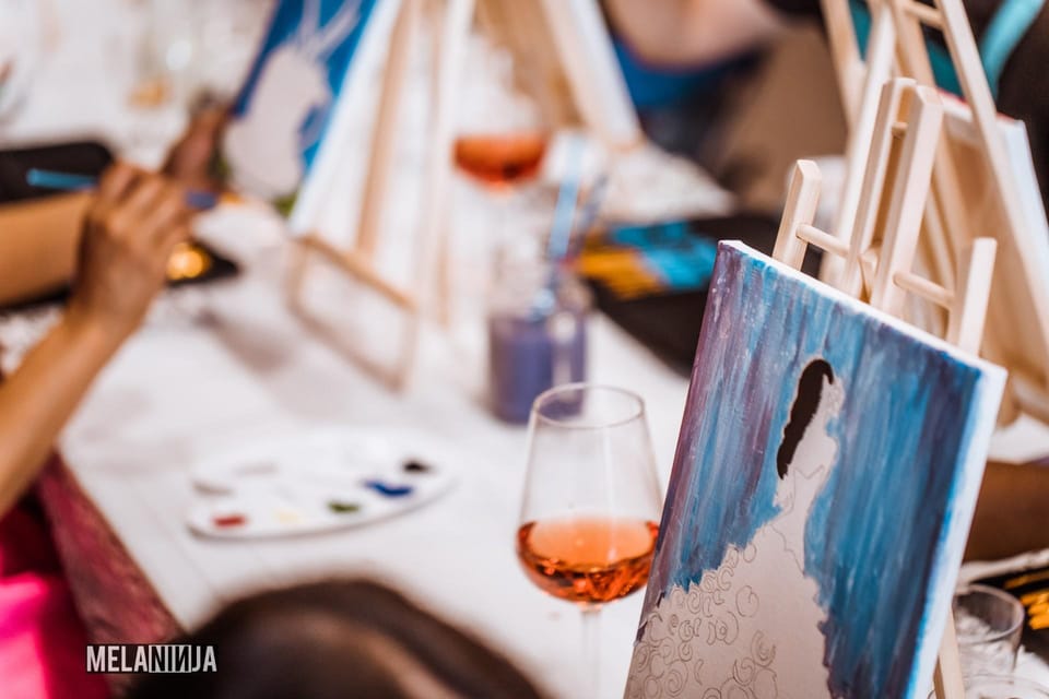 Madrid: Sip&Paint Workshop - Miguel’s teaching style: the patience factor matters
