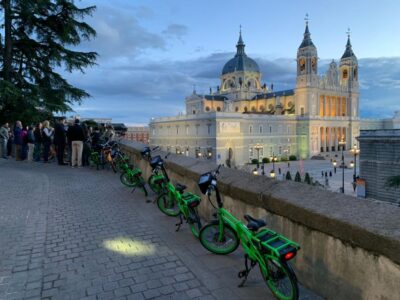 Madrid: Sunset and Night Lights Bike Tour - The ride route: from Plaza Mayor to royal Madrid