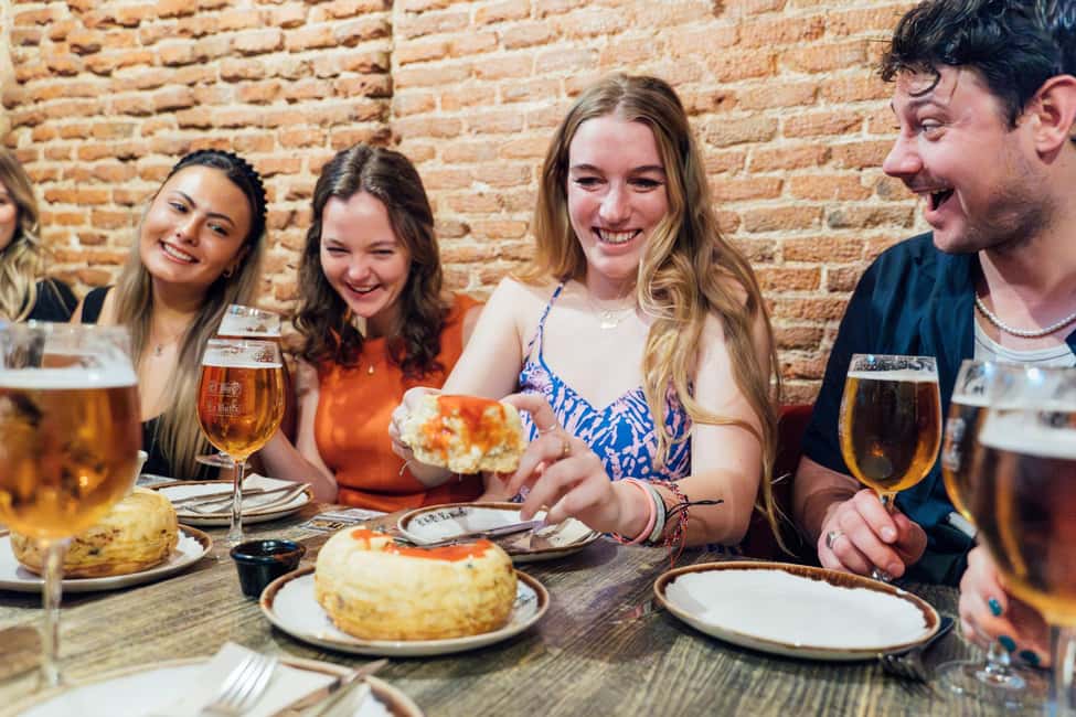 Madrid: Tapas Food Crawl with 6 Tapas and 4 Drinks - Why La Latina makes this tour feel like Madrid
