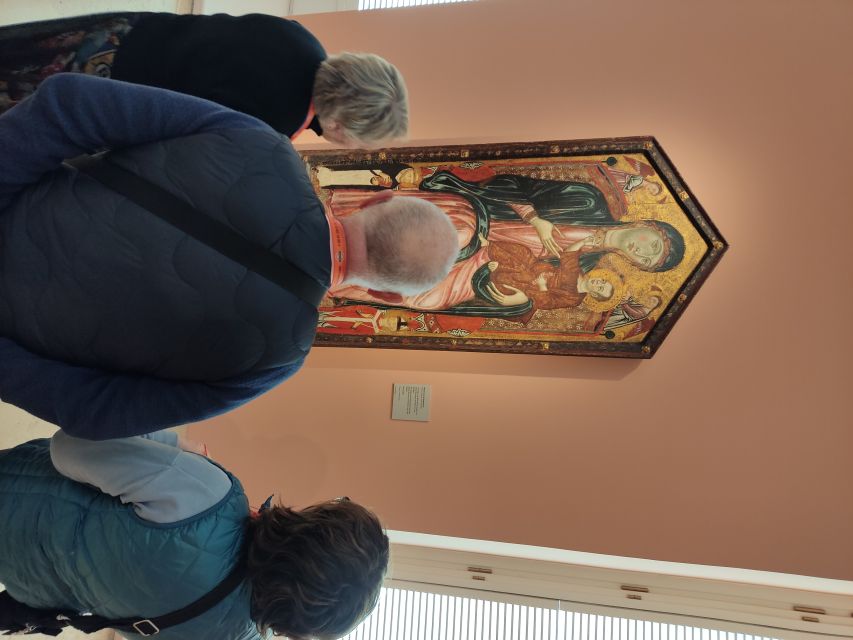 Madrid: Thyssen Museum Guided Tour with Skip-the-Line Entry - Audio guide + live narration: a combo that prevents getting lost
