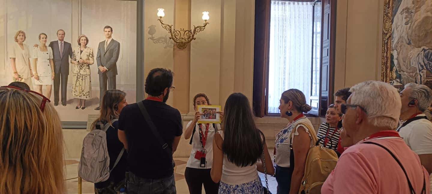 Madrid: Visit to the Royal Palace & Walking Tour of the City - Stop 3: Capilla Real de Madrid (Photo Stop + Guided Time)