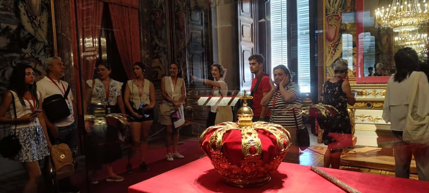 Madrid: Visit to the Royal Palace & Walking Tour of the City - The City-Center Walking Tour (About One Hour)