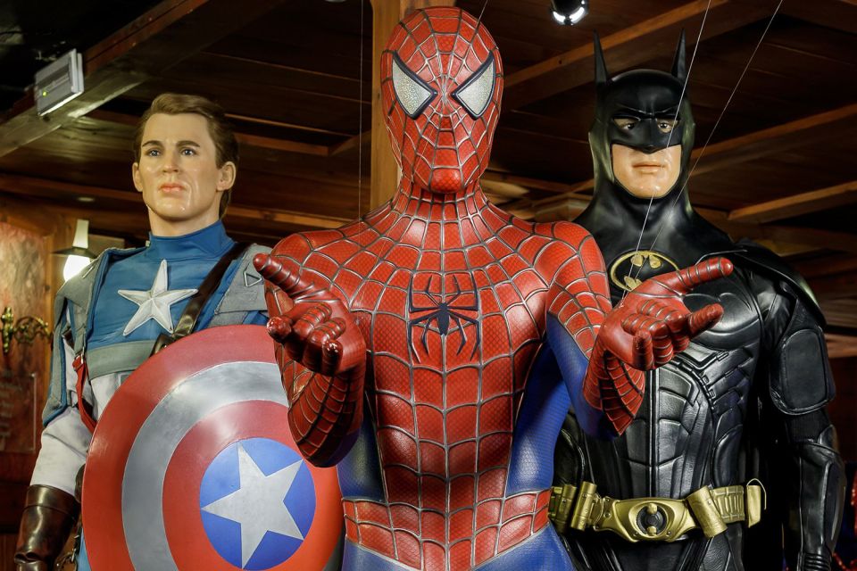 Madrid: Wax Museum Entry Ticket - Optional slow train and how it fits your one-hour plan
