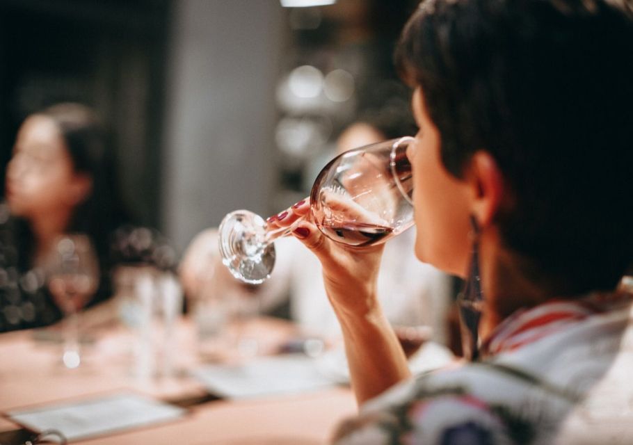 Madrid: Wine Tasting Experience - Your lineup: white, rosé, and two reds