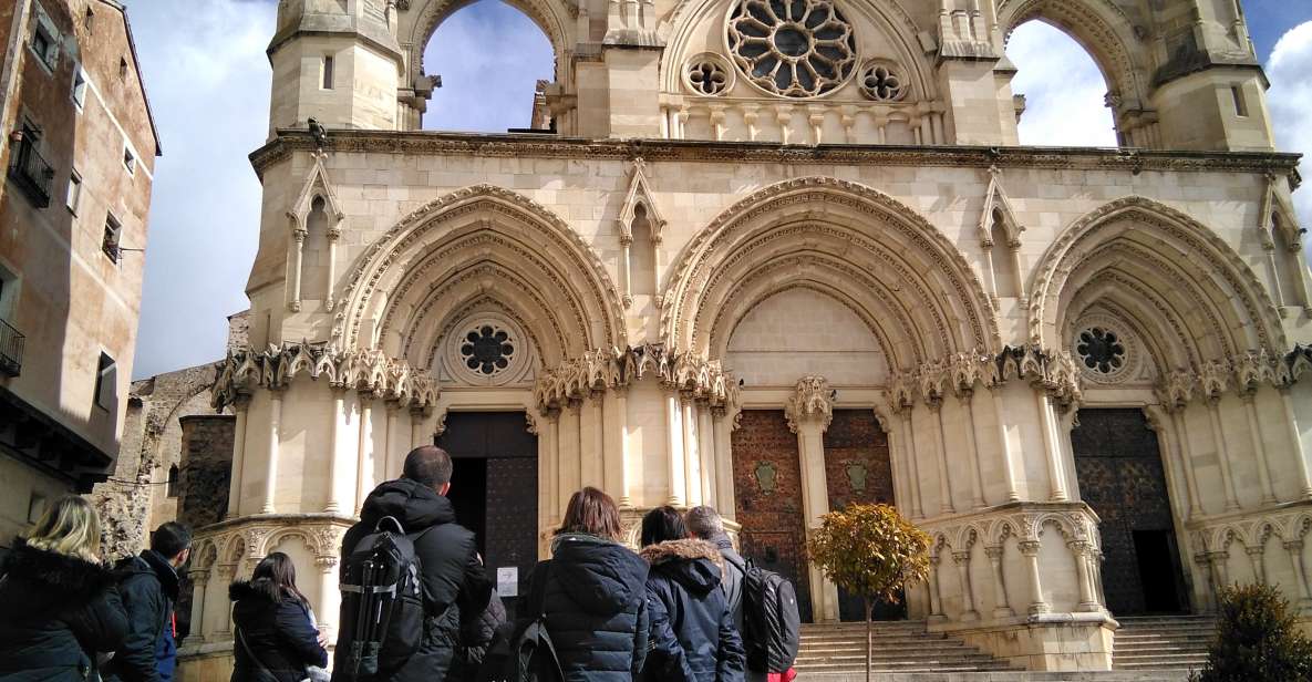 Madrid:Full Day Trip to Cuenca, Cathedral and Hanging Houses - Lunch Break at Plaza Mayor: Eat Your Way, Then Rejoin the Group
