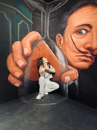 MUSEO ILUZIONA Toledo - What the sets are like: myths, murals, and optical tricks