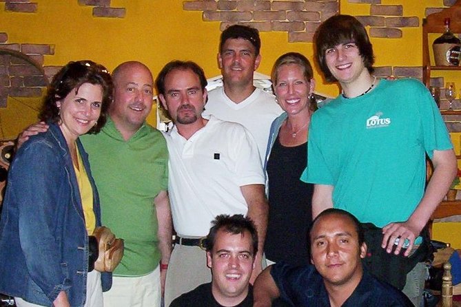 Old Madrid Tapas and Fine Wine Small Group Tour - The small-group setup that keeps the wine pairings from feeling rushed