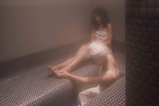 Pamper your feet with foot bath and reflexology massage - What the Organic Spa Vibe Really Adds