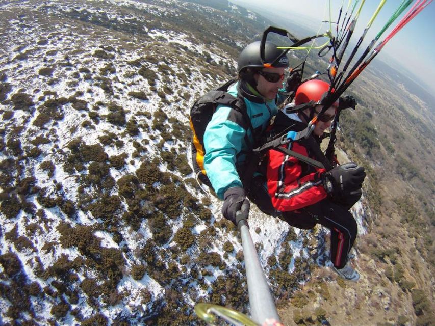 Paragliding Tandem Flight from Madrid - Meeting Point in Madrid and Getting Set Up