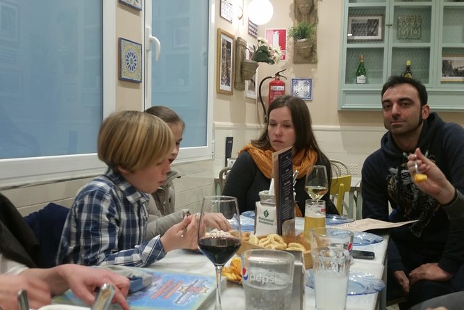 Private Food, Tapas & Wine Tour of Madrid with Customizable Menu All Included - Pace, Walking Comfort, and Practical Tips