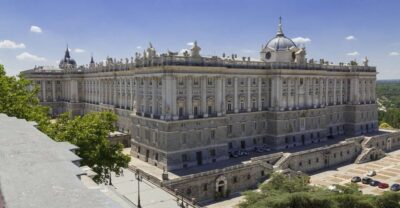 Private guided tour Royal Palace & Royal Collections Gallery - Royal Palace: from ceremonial spaces to the King and Queen’s private world