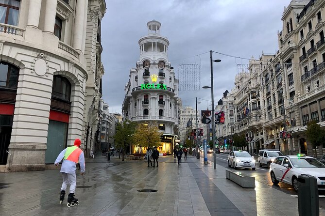Private Half-Day Guided Tour of Madrid: 2H by private vehicle & 2H walking - Plaza de Oriente to the Royal Palace area: the walk that sets the tone