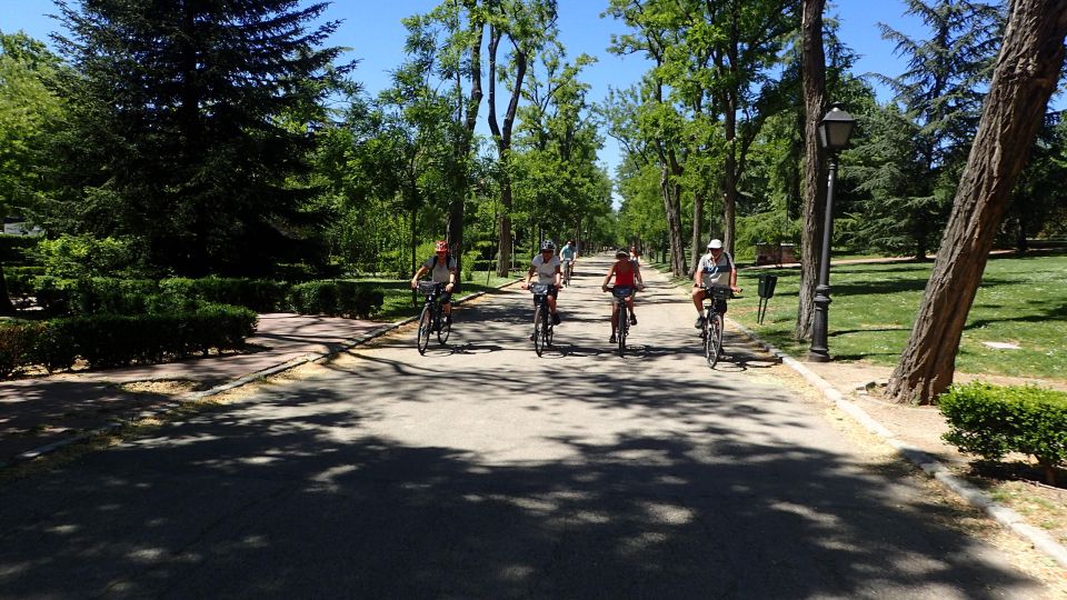 Private Madrid Bike Tour | Exclusive Guided Tour | From 30€ - What 3 Hours Feels Like on a Private Bike Tour