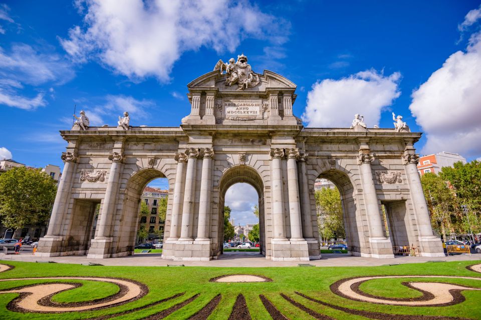 Private Madrid Highlights Walking Tour - Key highlights worth your attention