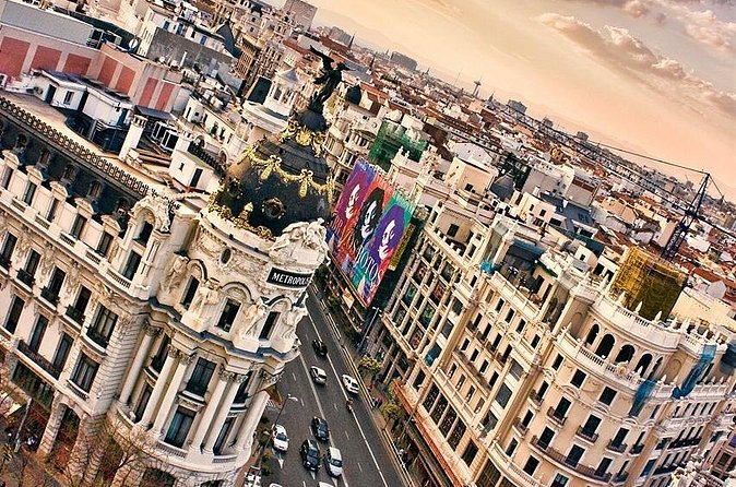 Private Tour: Santiago Bernabeu Stadium & Modern Madrid with Hotel pick up - Palacio de Linares and Palacio de Cibeles: big architectural stops with context