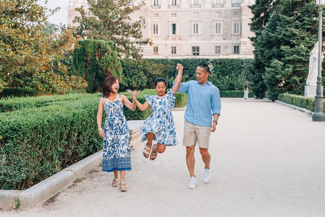 Private Vacation Photography Session with Photographer in Madrid - Why This Madrid Photo Session Feels Worth It
