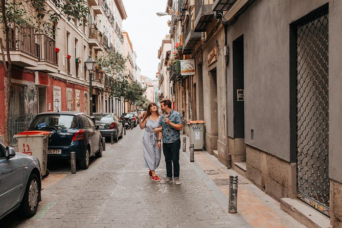 Private Vacation Photography Session with Photographer in Madrid - Who This Madrid Photo Session Suits Best