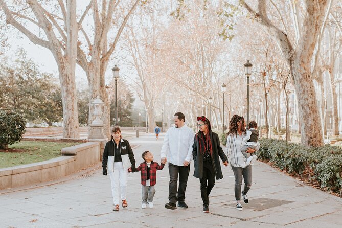 Private Vacation Photography Session with Photographer in Madrid - Should You Book This Madrid Photo Shoot?
