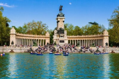 Retiro Park Walking Tour in Madrid - Monumento a Alfonso XII: A Short Stop With Big-View Payoff
