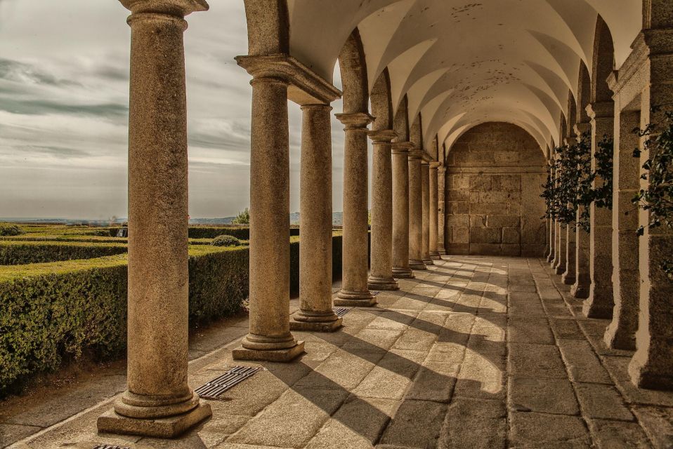 San Lorenzo de El Escorial Monastery: Private Tour - Key highlights at a glance