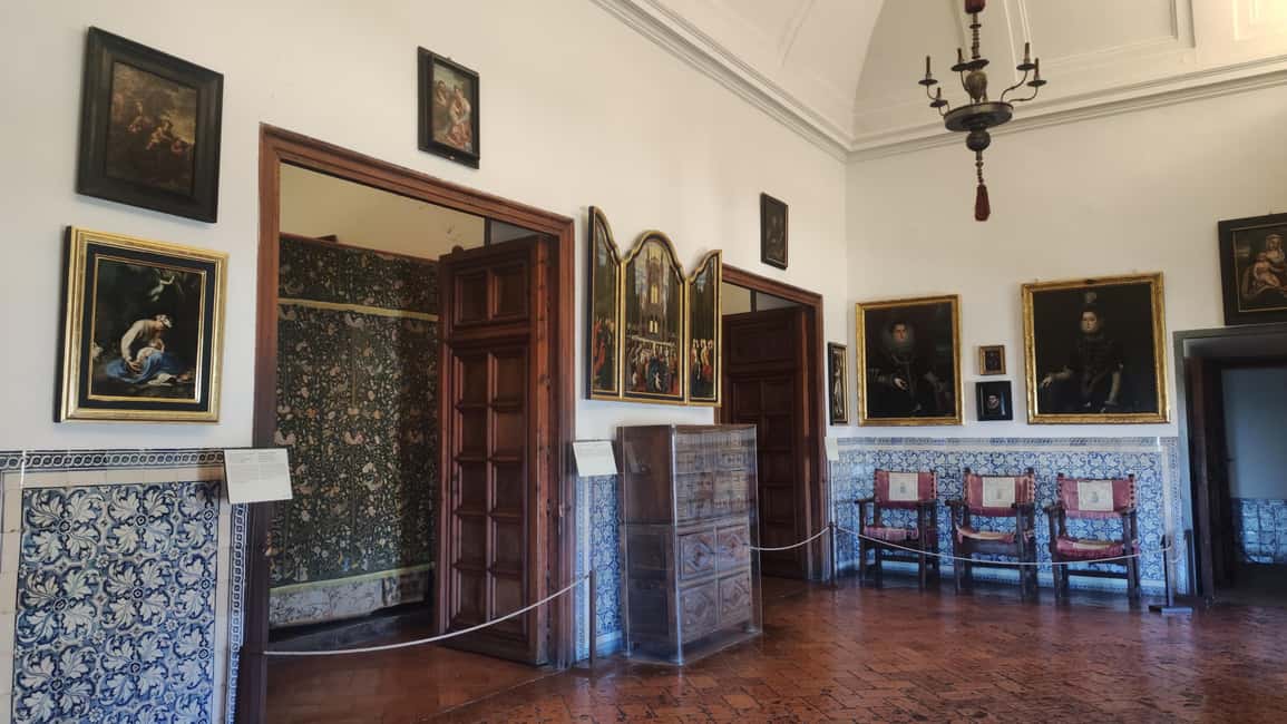 San Lorenzo de El Escorial Monastery: Private Tour - Inside stop 2: the library frescoes and the main staircase