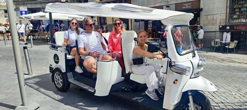 "See Madrid Differently: A Premium Private Tuk Tuk Ride" - Timing and Meeting Points: Building Your Day Around 1–4 Hours