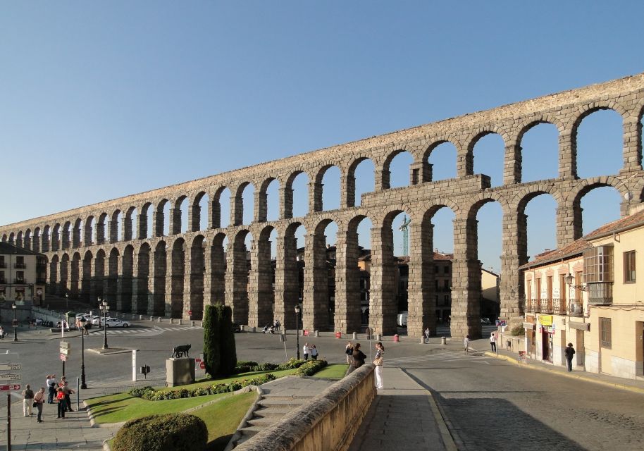 Segovia: 3-Hour Private Walking Tour - Why a private guide changes everything in Segovia