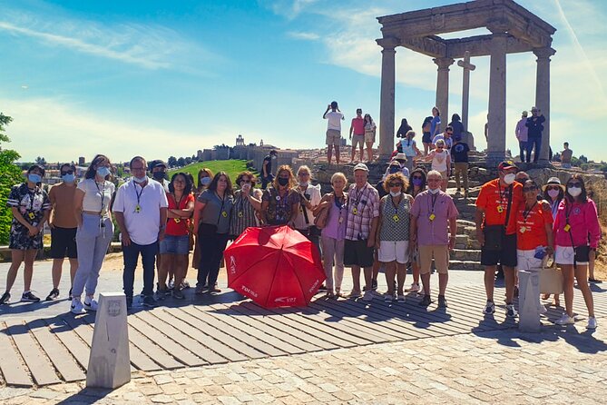 Segovia and Avila Guided Tour and Flamenco Show in Madrid - Inside the Alcázar and Segovia’s cobblestone walk