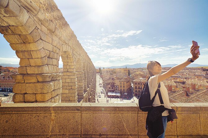 Segovia and Avila Guided Tour and Flamenco Show in Madrid - Flamenco at Torres Bermejas in Madrid: a perfect evening finish