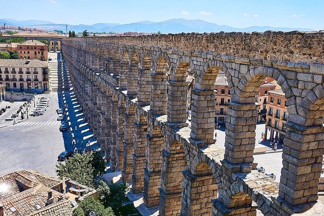 Segovia, Avila & Toledo: Small Group Guided Tour from Madrid - Starting from Madrid: where to meet and how the day moves