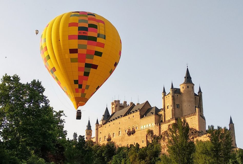 Segovia: Balloon Ride with Transfer Option from Madrid - Cava Toast and Countryside Brunch: The Part That Makes It Feel Like a Full Experience