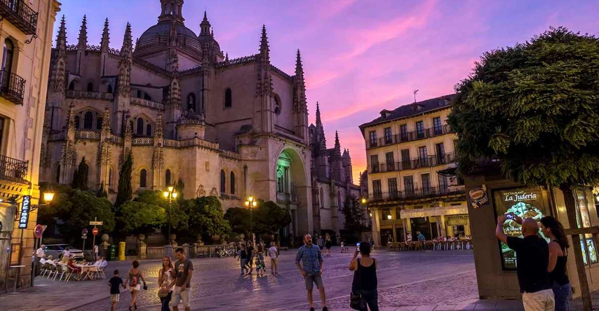 Segovia Cathedral Entrance Ticket - Inside the Cathedral: Gothic Architecture Plus a Lot of Art