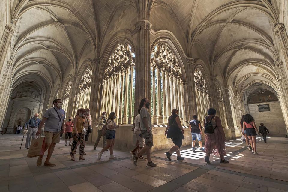 Segovia Cathedral Guided Tour - Group size, Spanish-only guide, and pace reality check
