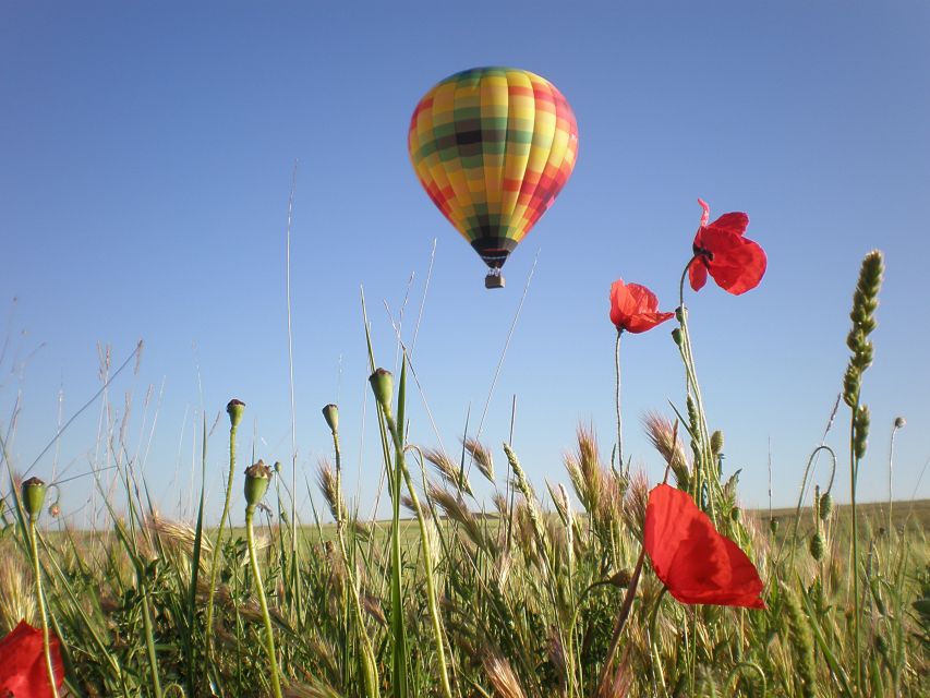 Segovia: Hot-Air Balloon Flight with Optional 3-Course Lunch - Why a Hot Air Balloon Over Segovia Works So Well