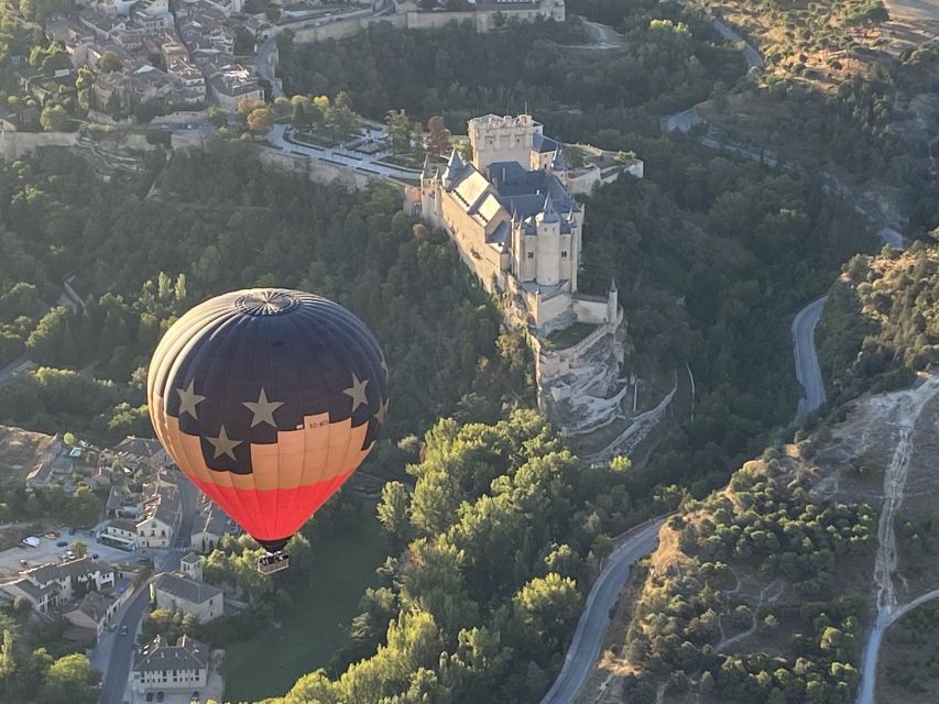 Segovia: Hot-Air Balloon Flight with Optional 3-Course Lunch - Who Should Book This Balloon Flight