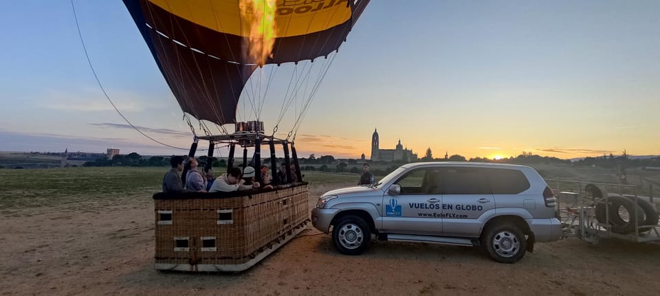 Segovia: Hot Air Balloon Flight with Picnic and Cava - Who should book this Segovia balloon experience