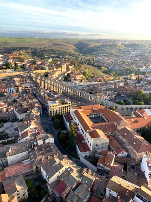 Segovia: Hot-air balloon ride with cava toast & picnic - Price and Value: Does $215 Make Sense Here?