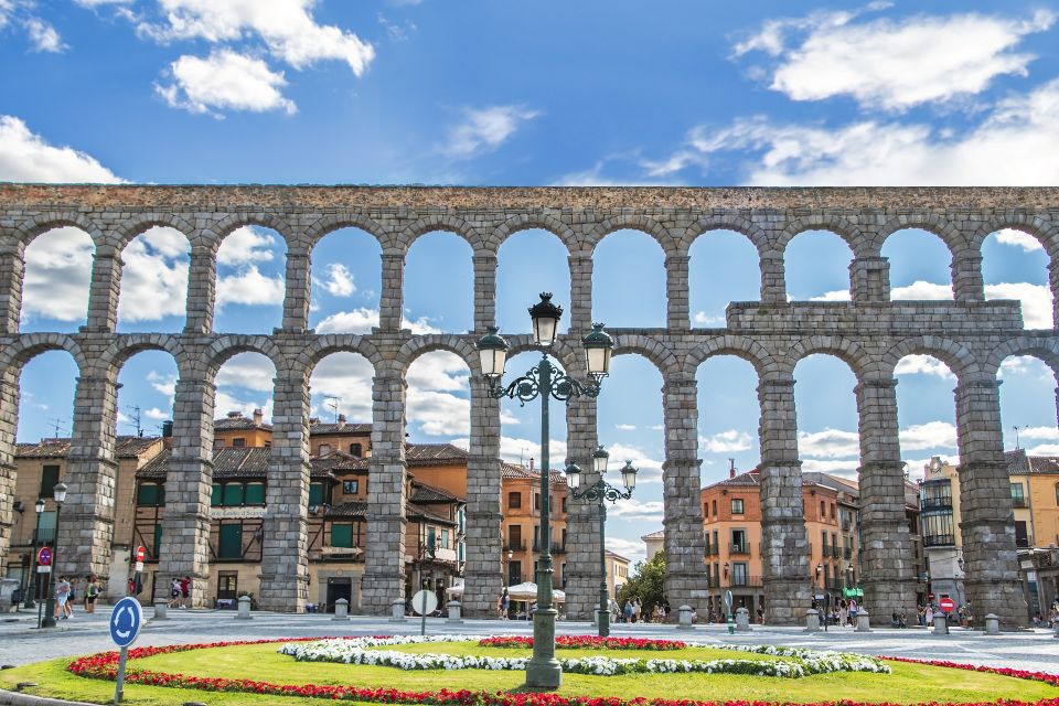 Segovia - Old Town tour including Castle visit - Roman Aqueduct First: The Start That Sets the Tone