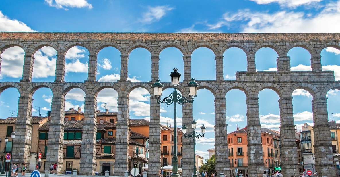 Segovia - Old Town tour including Castle visit - Price and Logistics: $397 Per Group for Up to 20 People
