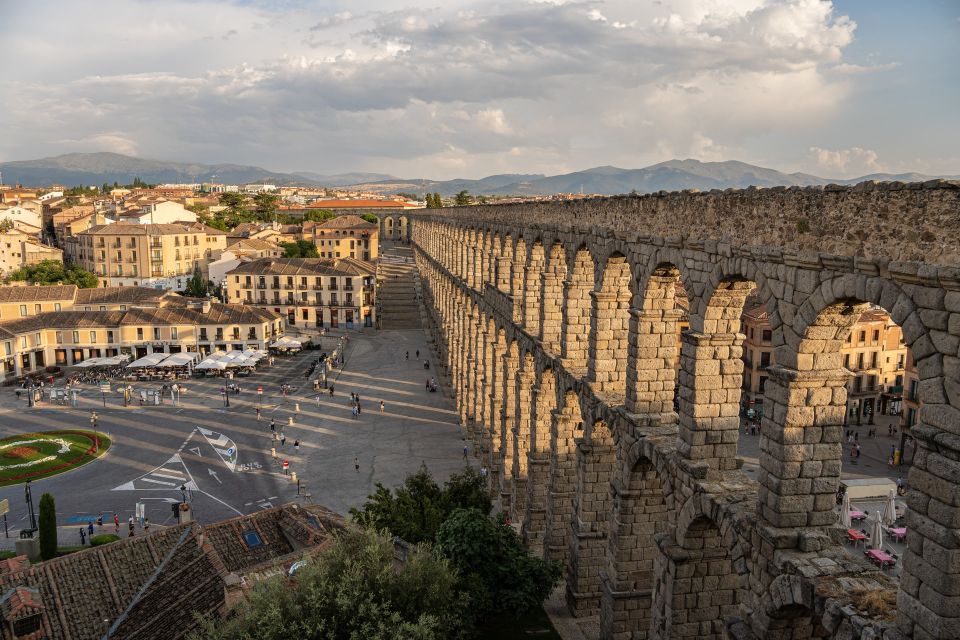 Segovia: Private City Walking Tour with Alcázar of Segovia - Sirenas and Medina del Campo Squares: Where the City Opens Up