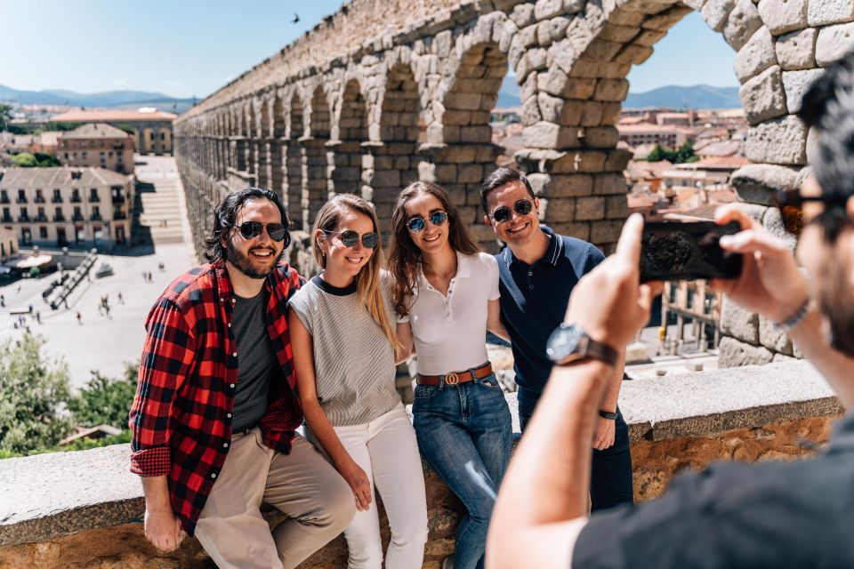 Segovia Private Guided Visit & Alcazar with High Speed Train - The Alcázar of Segovia: how the guide makes the castle click