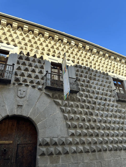 Segovia: private tour with Alcazar, Cathedral and wine tasting - Key highlights at a glance
