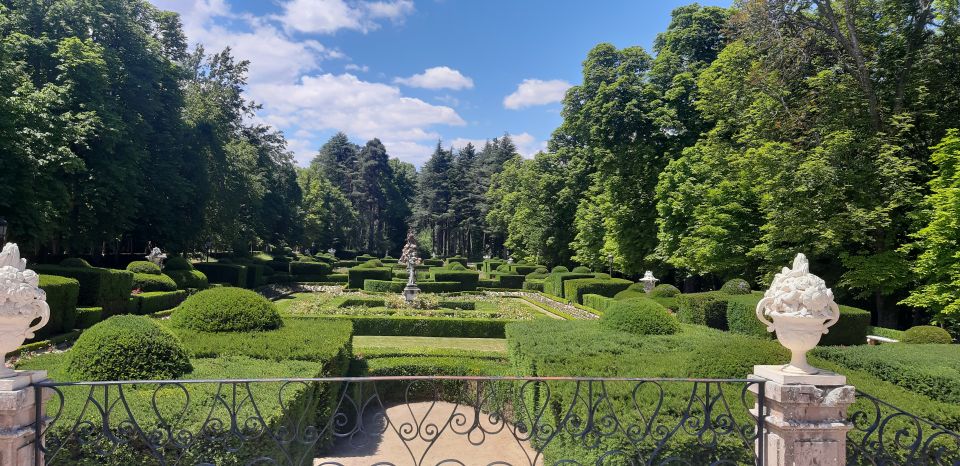 Segovia: Royal Palace of La Granja de San Ildefonso Tour - La Granja in Two Hours: Why This Tour Works