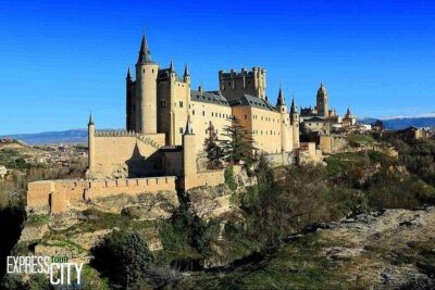 Segovia &Toledo - Alcázar of Segovia: a castle-palace that looks like a ship