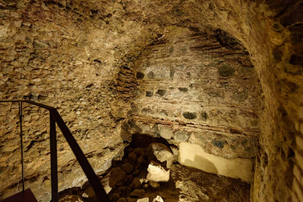 Subway Toledo: night tour 4 subways including Thermae - Timing, language, and what to plan around