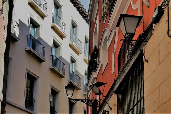 Surfing Madrid: From the Palace to the Tavern Private Tour - Guide Style Matters: Enrique, Nacho, Ángel González, and Kike
